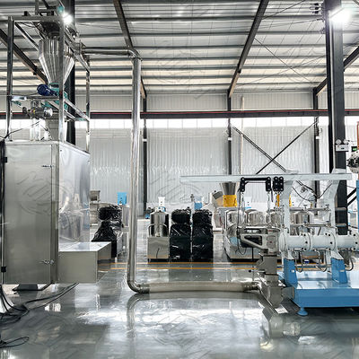 Doppelschroefvoer-extruder Unieke productielijn voor droogvoer voor huisdieren 2 ton/uur