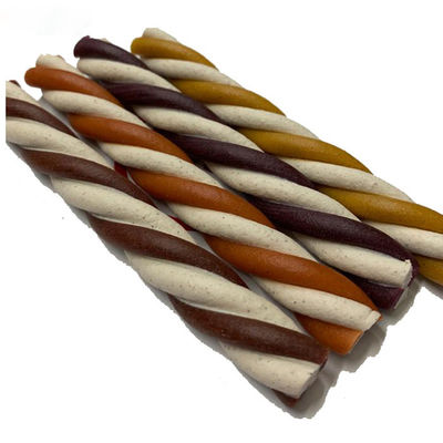 De natuurlijke Schokkerige te kauwen Hond van Traktaties Tandstokken en traktaties die machine maken