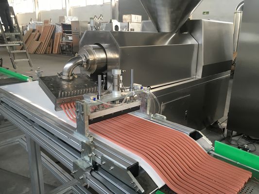 De natuurlijke van het de Borstvlees van de Ingrediënten Heerlijke Kip de Strokenhond behandelt Verwerkingslijn
