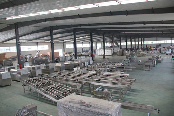 Schokkerige natuurlijke hoogte - eiwit met laag vetgehalte hondevoerproductielijn voor de Schokkerige Snacks van de Traktatieshond