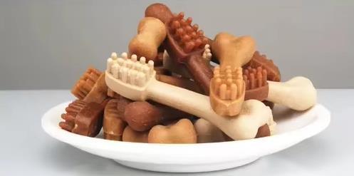 Injectie het Vormen de extrudermachine van het snackvoedsel, de lijn van de voedsel voor huisdierenverwerking